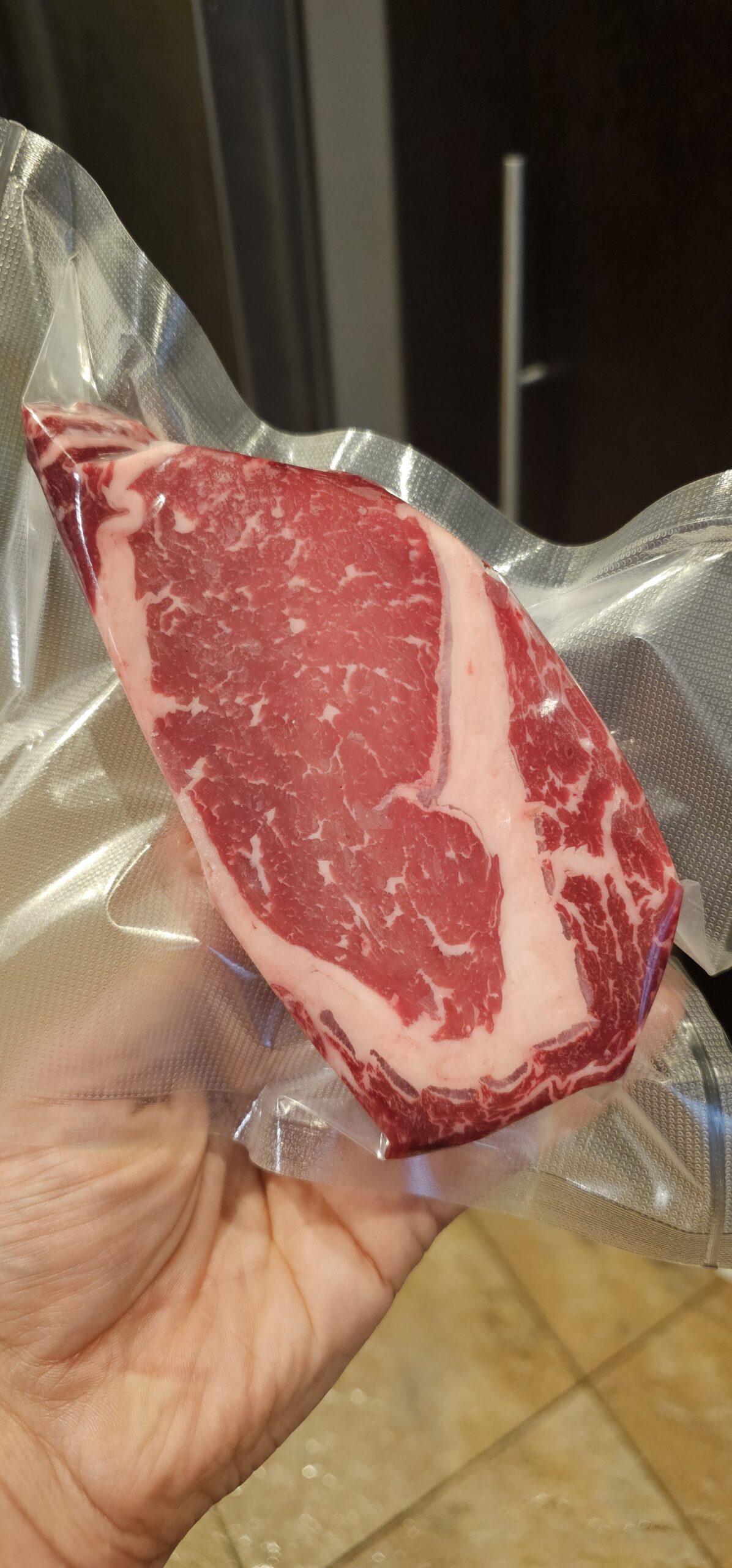 Auction: Dry-Aged Prime Ribeye, 5 lbs - Image 2